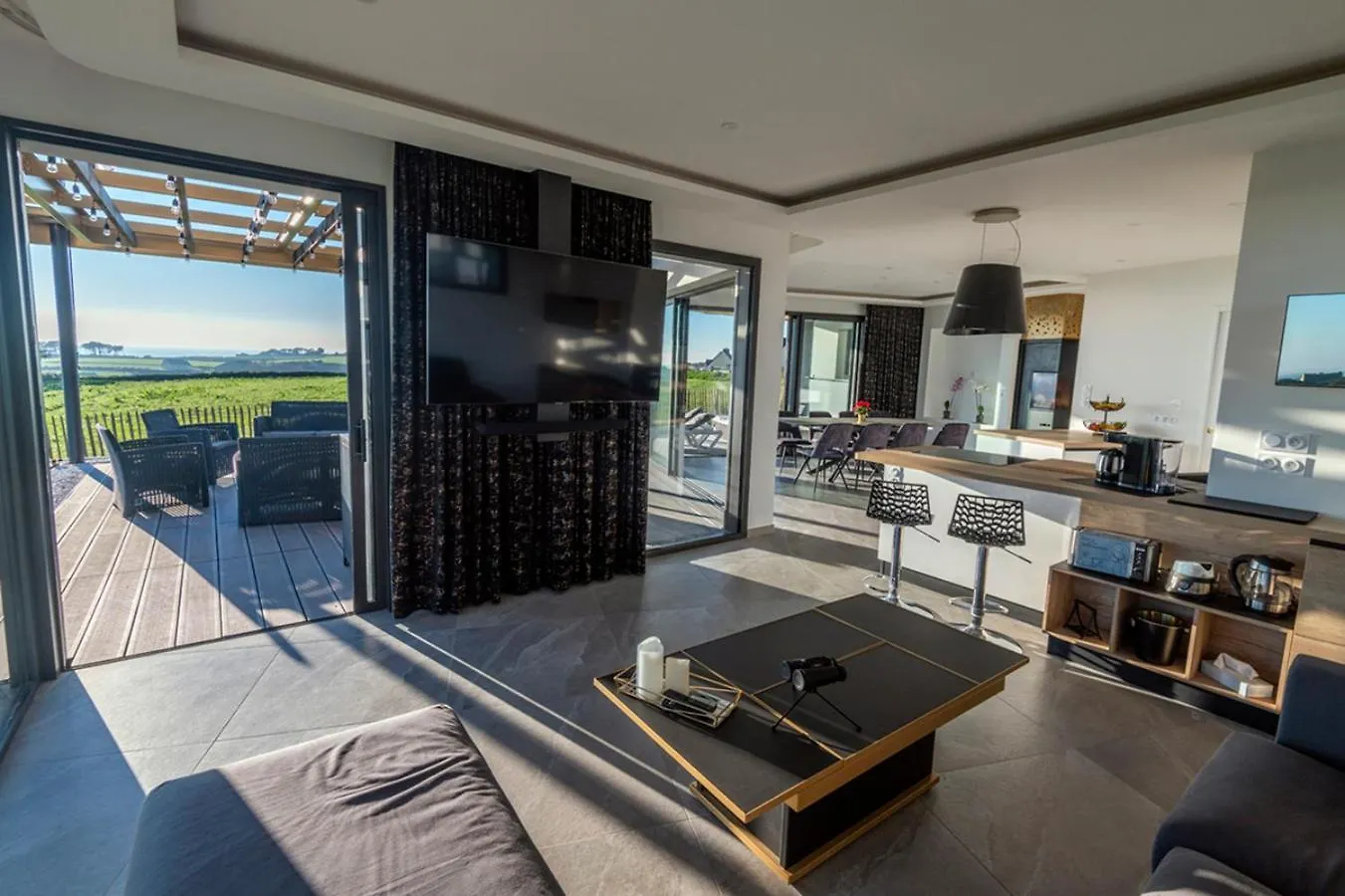 Sea View Holiday Villa With Private Spa Brittany Plougonvelin