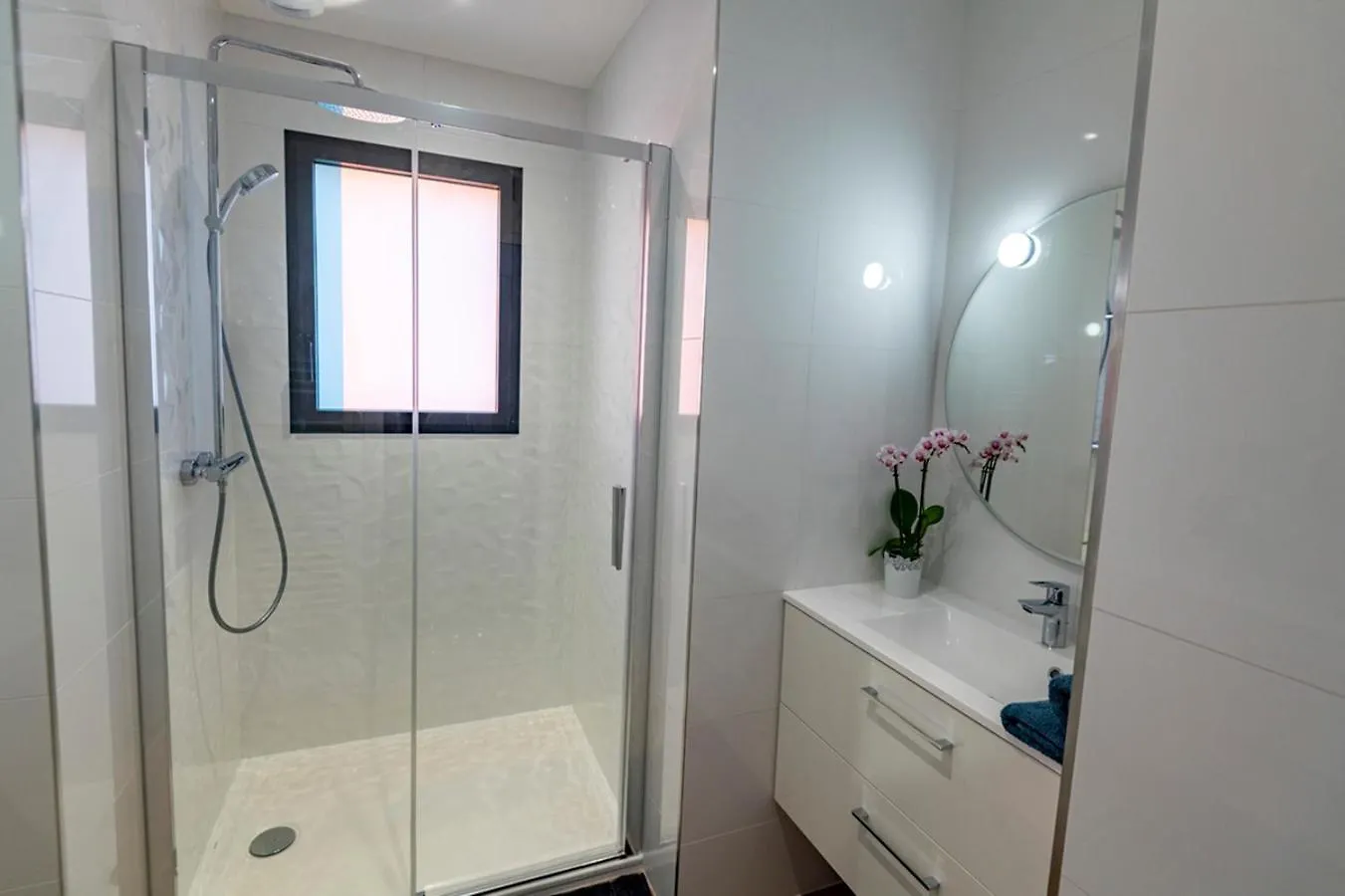Sea View Holiday Villa With Private Spa Brittany Plougonvelin